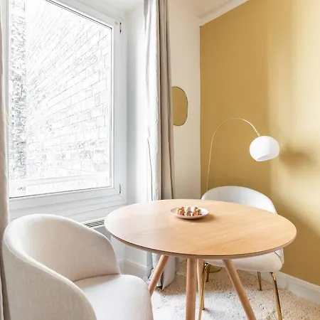 Boulevard Voltaire - Golden - Iii *